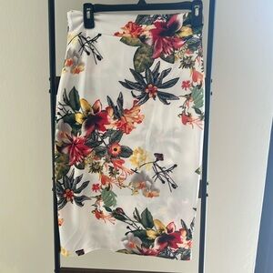 Pencil skirts in Medium. 2 for 20